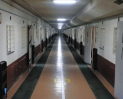 【画像】刑務所生活、想像よりもガチで地獄だった...