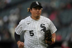 【最新】ムネ村上、65本塁打 243三振ペースwww