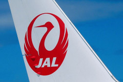 JAL、航空機への荷物の積み下ろしを人型ロボットに