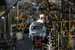 【悲報】日産が米国でのEV生産計画を中止…EV補助金終了でEVが売れず