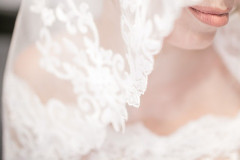 ワイ氏、あんまり美人じゃない子と結婚する