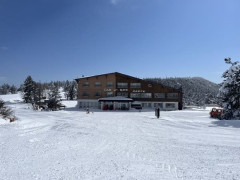 今シーズンのスノーボード旅にかかった金額を計算しました(´･ω･`)