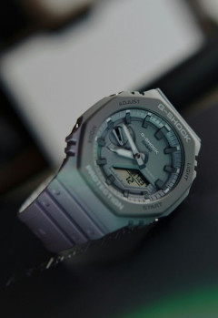 新卒がG-SHOCKつけてきたんやが・・・