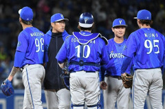 DeNA　20安打16失点の大惨敗　野手の柴田も緊急登板　再び借金1