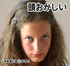 知人男性にご馳走してもらったお礼に本を送ったのに連絡が来ない。何か送ったらお礼の連絡をするのが当然じゃないですか？私だったら連絡するけどな