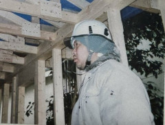 【衝撃】ハンマー男（44歳無職）さん、自宅の庭に独学で家を建てていたｗｗｗｗｗｗｗｗｗｗ