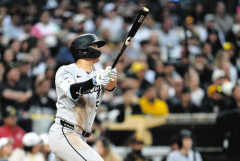 村神様、ホームランランキングメジャー全体１位wwwwwwwwwwwwwwwwwwwwwwww