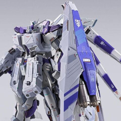 「Hi-νガンダム専用HWSオプションセット」太めのシルエットと青いファンネルが話題に