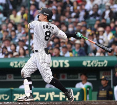 佐藤輝明.405(111-45) 8本 27打点 出塁率.465 OPS1.249　←これ