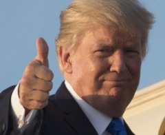 【朗報】ドナルド・トランプ、自由の女神像を妊娠・出産させるｗｗｗｗ