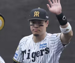 佐藤輝明.405(111-45) 8本 27打点 出塁率.465 OPS1.249←これなに