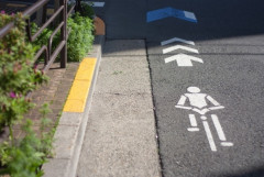 自転車ってあんまり車道走ってないな