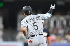 村上１３本　岡本７本　大谷６本　鈴木５本　吉田０本