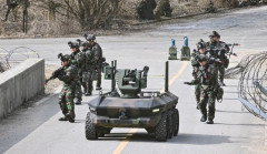 韓国陸軍、2040年までに最前線の警戒をロボット・ドローンに委ねる…GOP兵力は大隊へ統合！