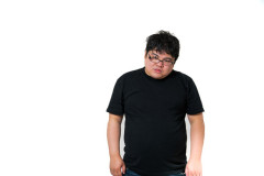 オタクイベントってたまにすげー臭い人いるけど普段マジでどういう生活してるんだろうな