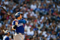 【悲報】大谷翔平さん、本塁打数で村上と岡本に抜かれ日本人3番手に降格してしまうｗｗｗｗｗｗｗｗｗｗ