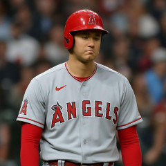 大谷翔平 本塁打数でまさかの日本人3番手“降格”…ファンやきもき「置いてきぼり食らっている」   #MLB