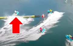 【悲報】ボートレース鳴門さん、囲いに覆われた水面で遺体が見つかってしまう