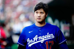 【悲報】LA紙「大谷はドジャースの助けになっていない。いつ快音が聞けるのか」