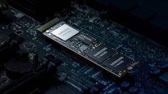 NVMe SSDだけ価格が一年前のエンタープライズモデルに近づきつつあるな