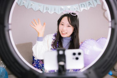【画像】美少女VTuber、機材ミスでオバサンが出てくる放送事故ｗｗｗｗｗｗｗｗｗ