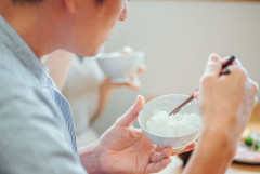 「ステーキの脂身定食（1280円）」←これ実在したら食う？