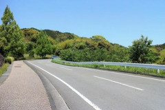 【事故】浜松市天竜区で大型バイク転落、男性死亡。緩やかな右カーブで一体何が・・・
