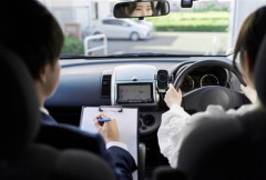【自動車免許】ワイ「車の免許なんぞ22～3万あれば取れるだろ」