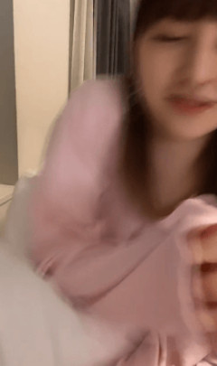 アイドルさんインスタライブで谷間見せまくりの大サービスｗｗｗｗｗｗｗｗｗ （※画像あり）
