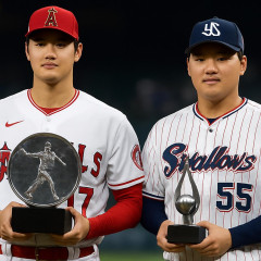 大谷翔平、投手で月間MVP初受賞 圧巻『防御率0.60』…規定足りずも 村上宗隆、12発も受賞ならず 月間最優秀新人は21歳   #MLB