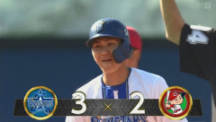 【DeNA対広島7回戦】DeNA、４回裏２アウト満塁から成瀬脩人が逆転となる走者一掃タイムリーツーベース！！！！！！！！！！！！！！