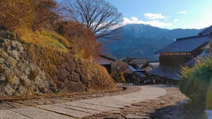 【恐怖】民泊周辺に『とんでもない物』が大量に放置されてる模様・・・・