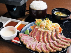 【悲報】牛カツさん、とんかつやチキンカツと違って全然流行らないｗｗｗｗｗｗｗｗｗｗ