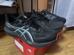 【画像】カッコいいスニーカーをたくさん買ったから見てくれ