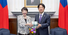 【悲報】高市さん「通勤手当を社会保険料算定対象から外したら保険料率を引き上げなきゃいけなくなる！」