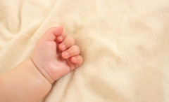 【少子化】子どもの人口　45年連続で減少　前年より35万人少ない1329万人