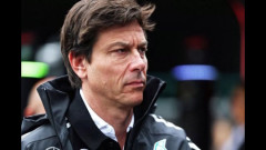 次期F1エンジンについてFIA会長のV8回帰案にメルセデスとレッドブルが前向き