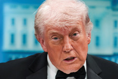 【速報】ホワイトハウス近くで発砲事件、1人撃たれる…トランプ大統領も滞在中で現場騒然