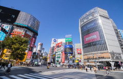【悲報】東京、若者がおぢを嫌いすぎて都心に出てこずイオンのほうが若者が多い状態になる