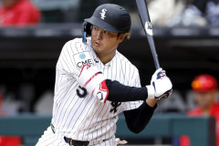 【朗報】村上宗隆のグッズ売れまくってしまうｗｗｗｗｗｗｗｗ
