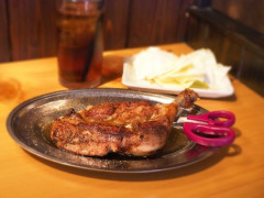 親鳥ってたまに売ってるの見かけるぐらいで食べたことないんだけど