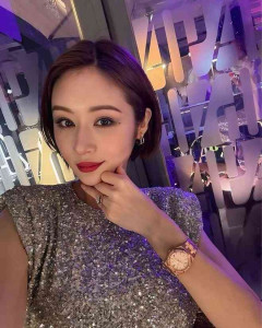 1.5億円超脱税・宮崎麗果が子供たちの元気な姿や愛犬の写真を新たに公開…黒木啓司とは“離婚間近”報道