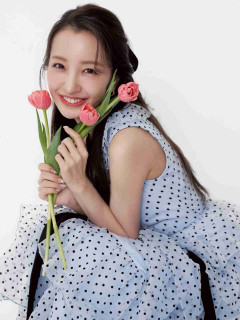 板野友美　19年所属のホリプロ退社で独立　昨年20周年の節目「もう一歩、自分で進んでみたい」
