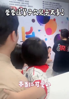【動画】台湾人さん、セクシー女優のファンイベントに嫁と子供を連れてきてしまうｗ