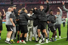 PSG、欧州CL連覇に王手！バイエルンに2戦合計6-5撃破！決勝ではアーセナルと対戦へ！（関連まとめ）