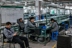 【速報】中国工場、イラン戦争の影響で受注激減。従業員が絶叫「どうか助けてくれ😭」