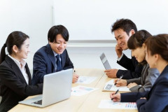 【悲報】営業ワイ「これ40人日で出来る？」チーズエンジニア「プロセスは？」ワイ「まず出来るか答えて」ｗｗｗｗｗｗｗｗｗｗ