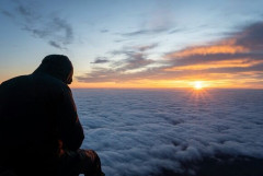 モンベル登山ツアーっておっさん１人でも参加しやすい？
