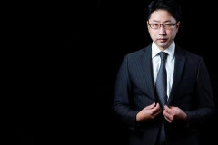 【闇深】尾形貴弘が暴露した「人をモノとしか思わない大物芸人」の正体は誰だ？ 中山功太の「10年いじめられた先輩」と同一人物説が浮上へ・・・