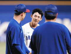 【悲報】中日スポーツ「尾田の出場を告げるコールには異様などよめきが本拠地で起きてしまっている。」